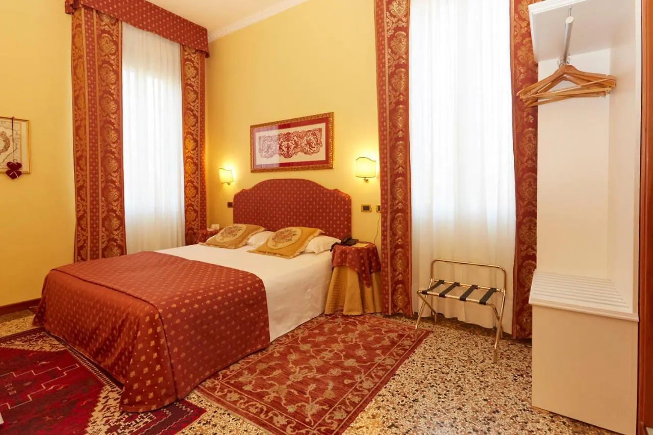 Casa Villa Gardenia Venice - Atika & Atif Marghera